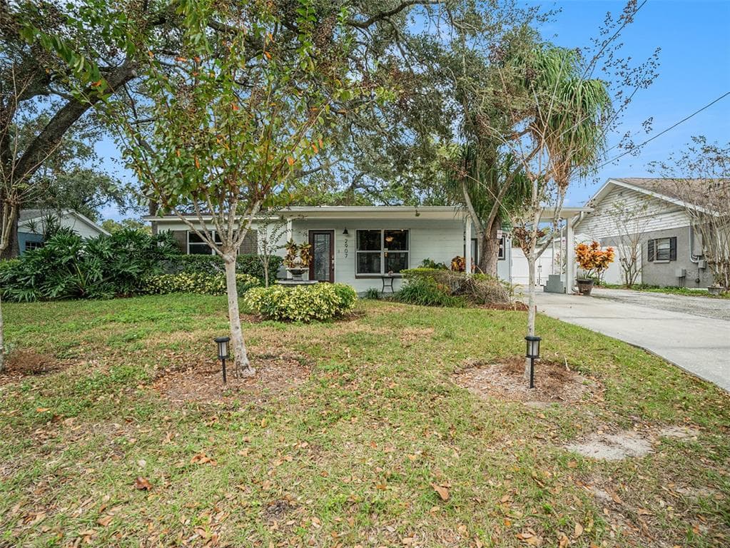 2907 W NORTH STREET TAMPA, FL 33614