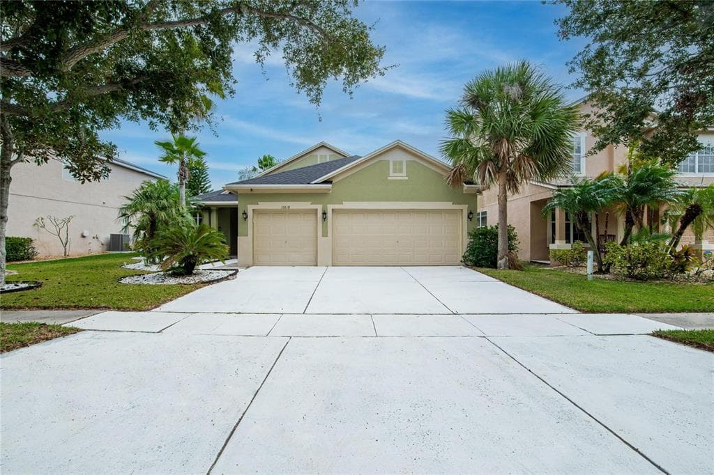 11818 AUTUMN CREEK DRIVE