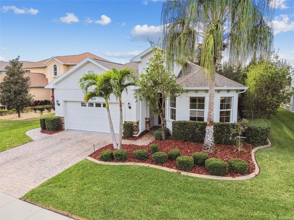 8537 EAGLE BROOK DRIVE LAND O LAKES, FL 34638
