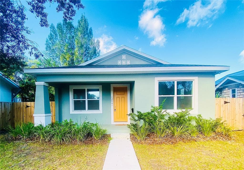 1325 JAMES AVENUE S ST PETERSBURG, FL 33705