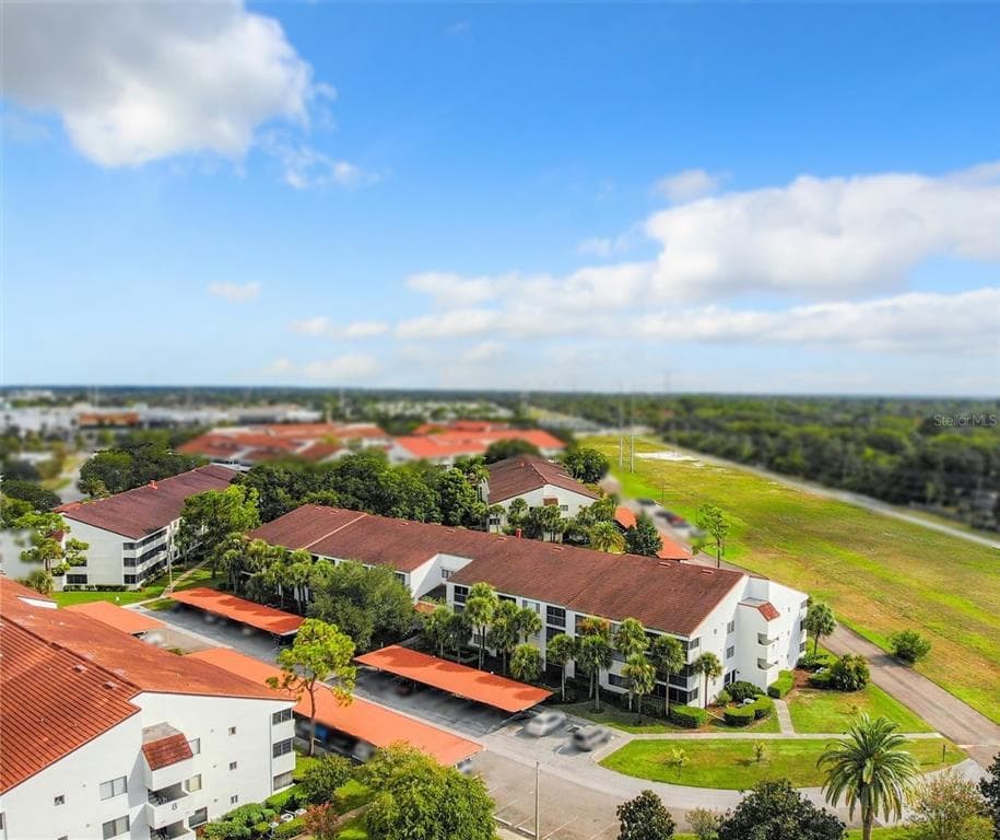 2593 COUNTRYSIDE BOULEVARD UNIT 210 CLEARWATER, FL 33761