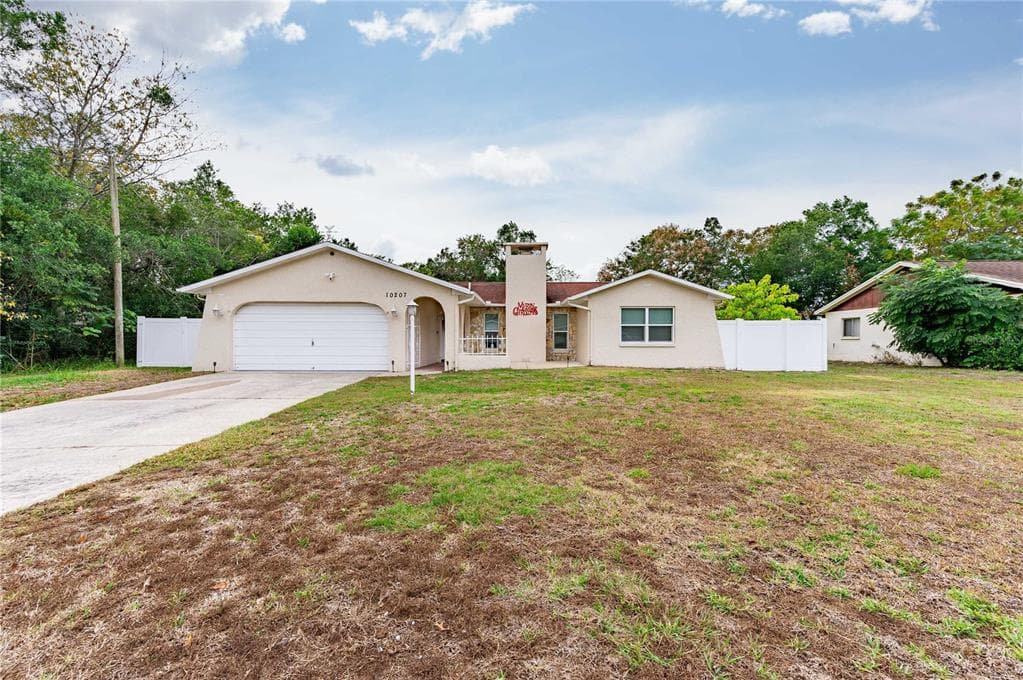 10207 HAYWARD ROAD SPRING HILL, FL 34608