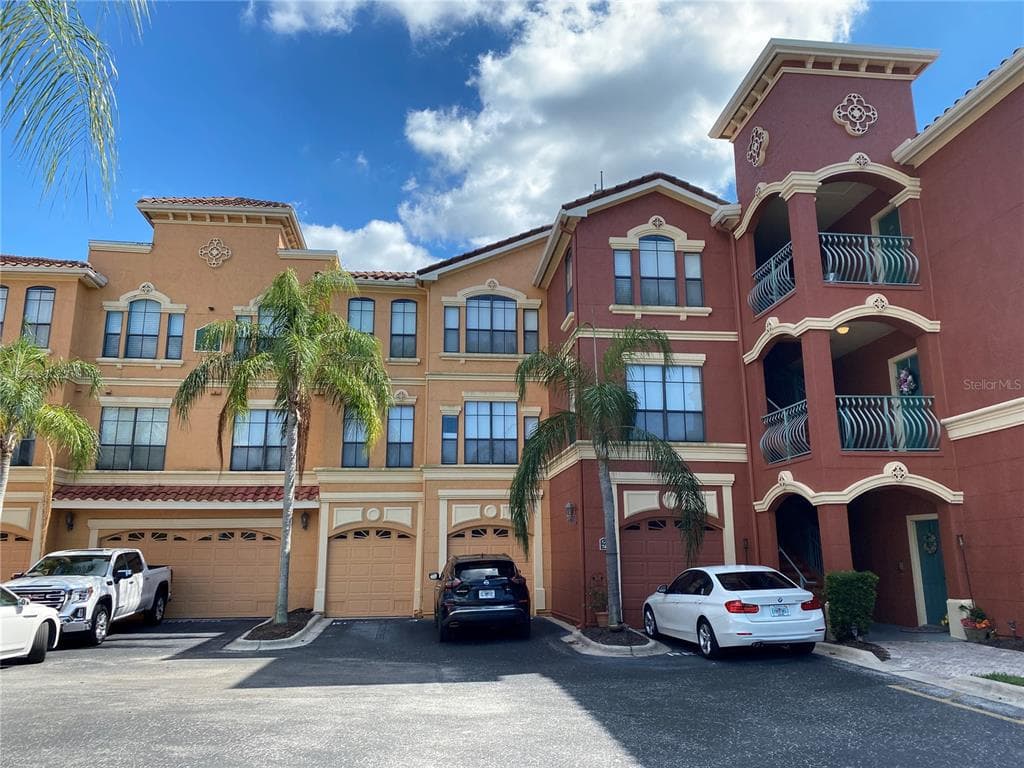 2709 VIA CIPRIANI UNIT 531B CLEARWATER, FL 33764