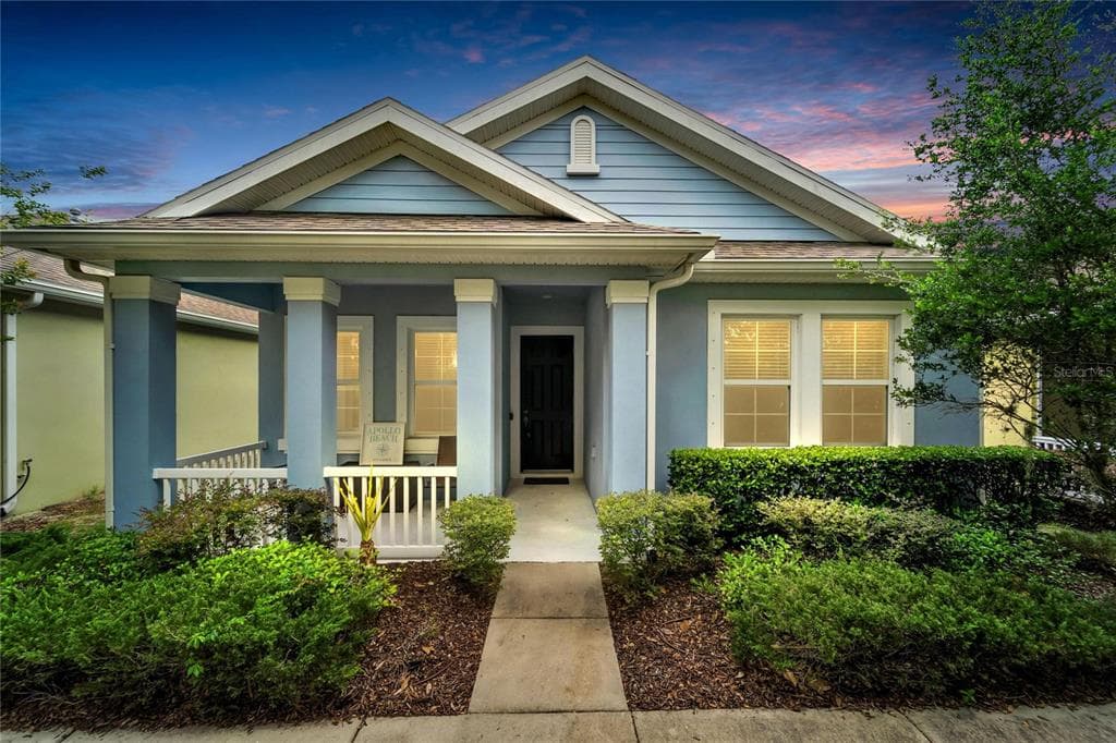 406 WINTERSIDE DRIVE APOLLO BEACH, FL 33572