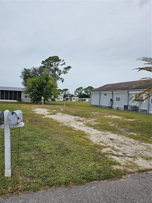 6811 HOLO COURT