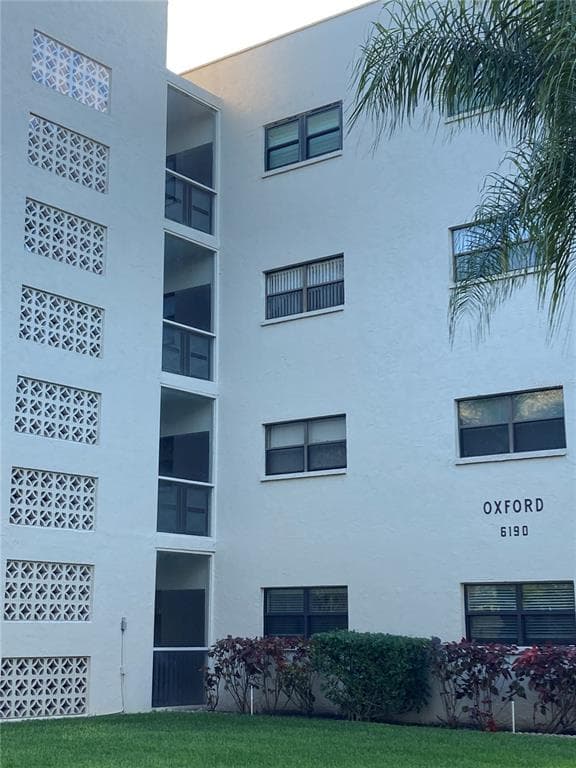 6190 80TH STREET N UNIT 101