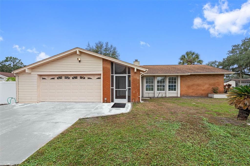 803 PEBBLEWOOD DRIVE BRANDON, FL 33511