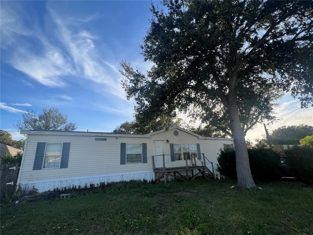 6704 71ST AVENUE N PINELLAS PARK, FL 33781
