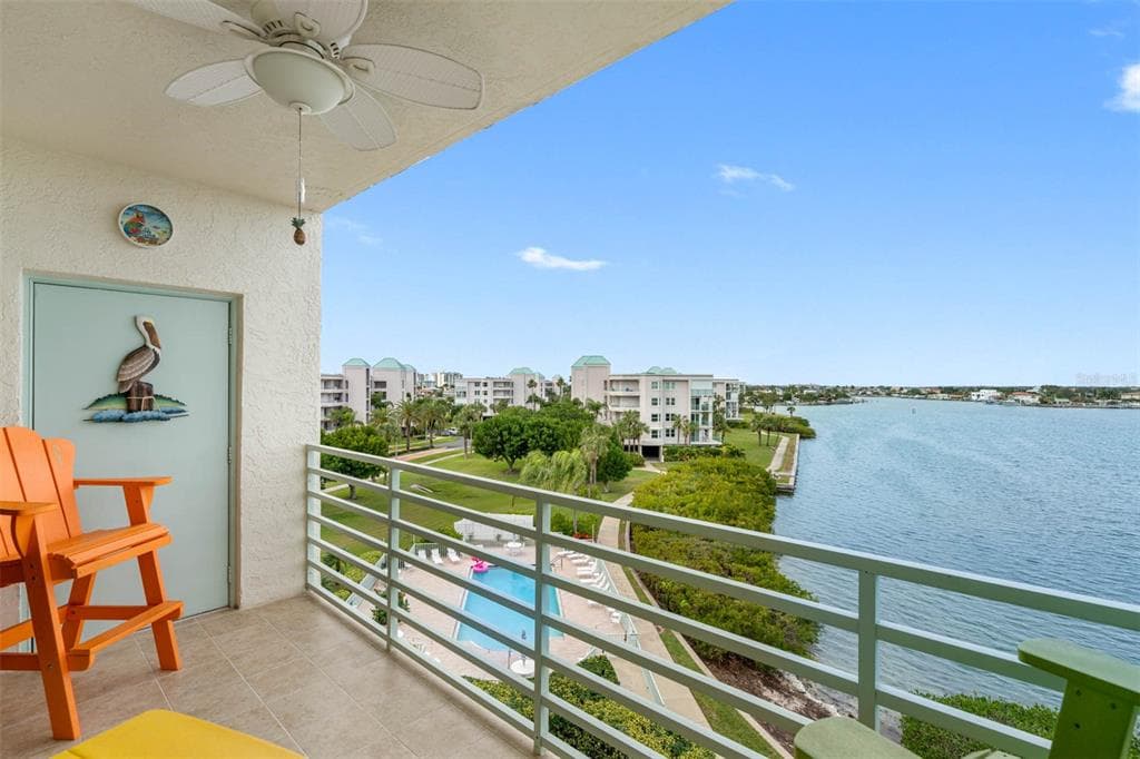 7979 SAILBOAT KEY BOULEVARD S UNIT 406 SOUTH PASADENA, FL 33707