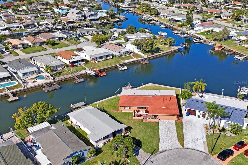 5103 PELICAN DRIVE NEW PORT RICHEY, FL 34652