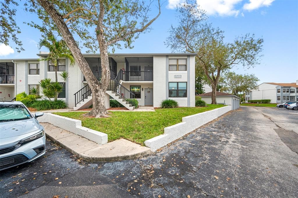 1918 PELICAN LANDING BOULEVARD UNIT 1116 CLEARWATER, FL 33762