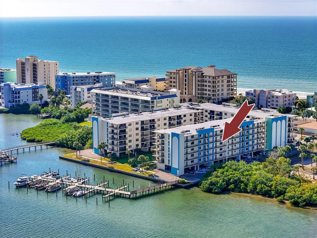 19531 GULF BOULEVARD UNIT 403 INDIAN SHORES, FL 33785