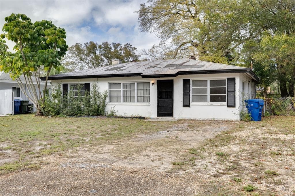 3029 PINE TREE AVENUE LARGO, FL 33771