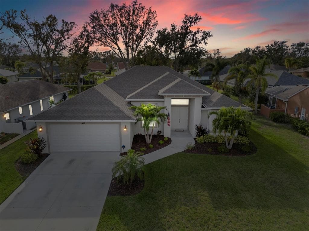 419 LAKE OF THE WOODS DRIVE VENICE, FL 34293