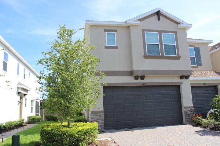 3219 PAINTED BLOSSOM COURT LUTZ, FL 33558