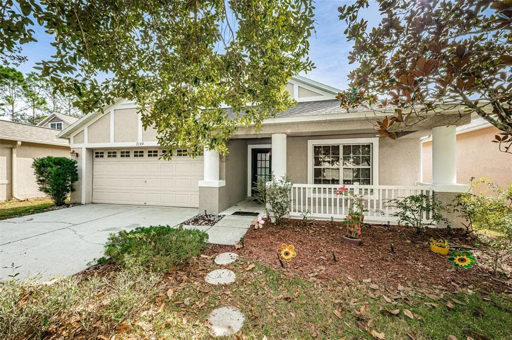 7144 MOSS LEDGE RUN LAND O LAKES, FL 34637