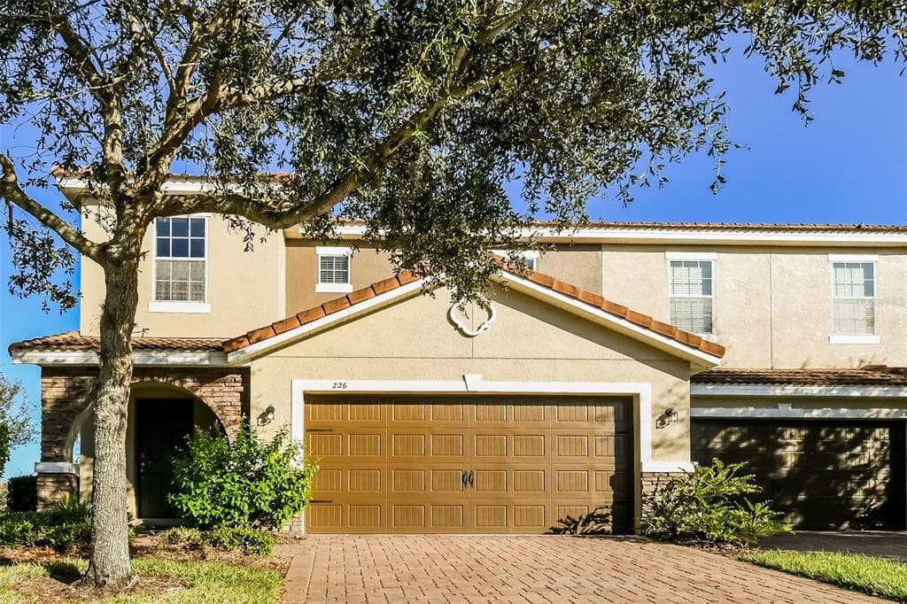 226 WHITE DOGWOOD LANE OCOEE, FL 34761