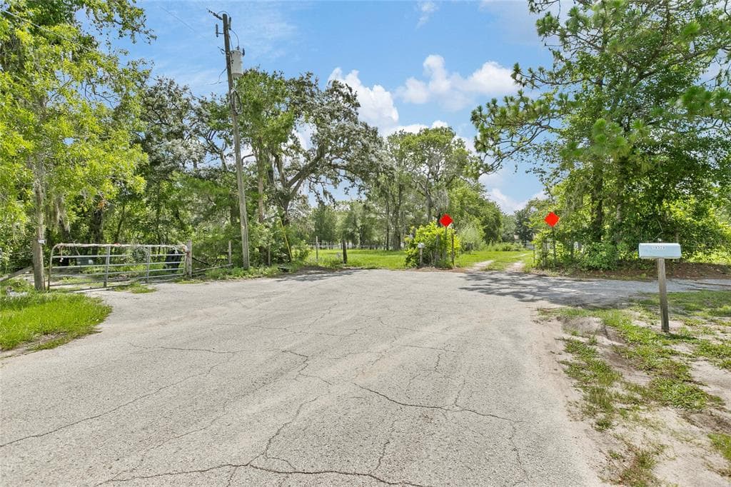 18341 FERRERA AVENUE SPRING HILL, FL 34610