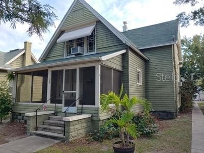 727 DARTMOOR STREET N UNIT Upper ST PETERSBURG, FL 33701