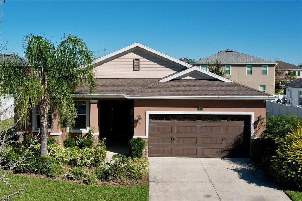 5623 FISHER GLEN LOOP