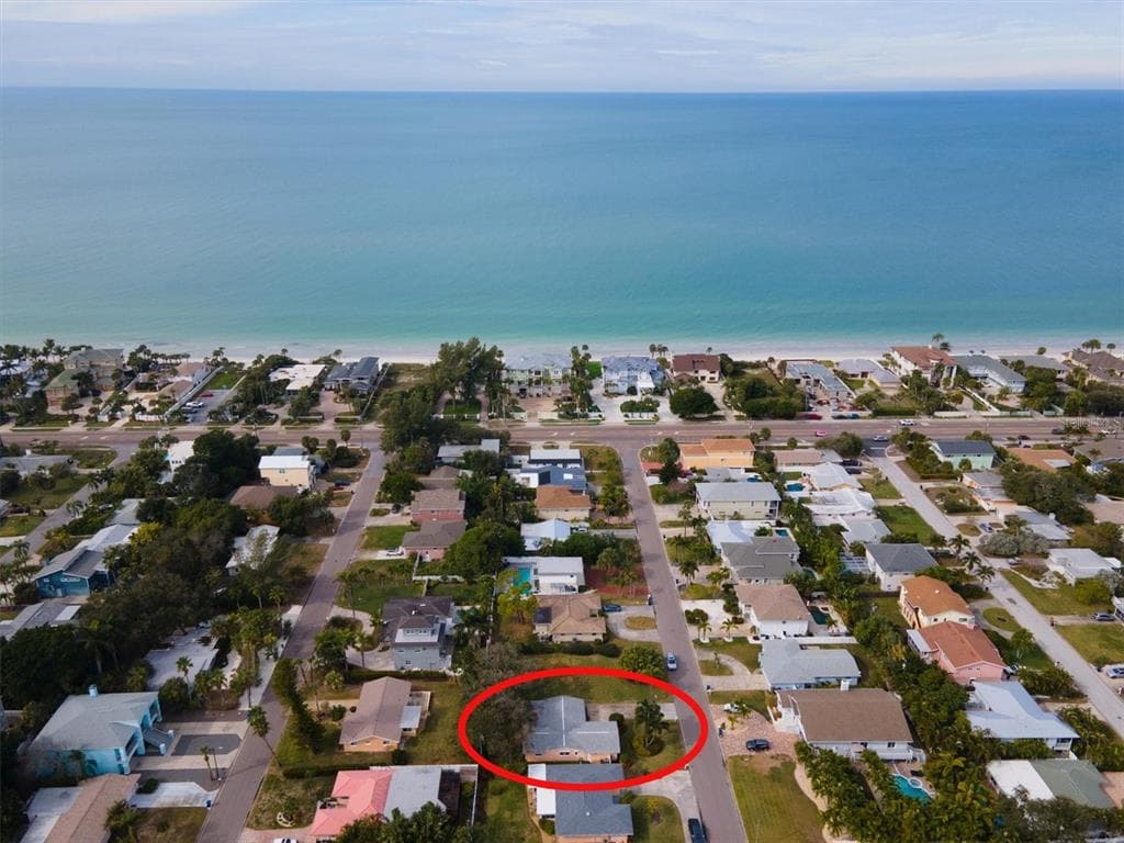 114 8TH STREET BELLEAIR BEACH, FL 33786