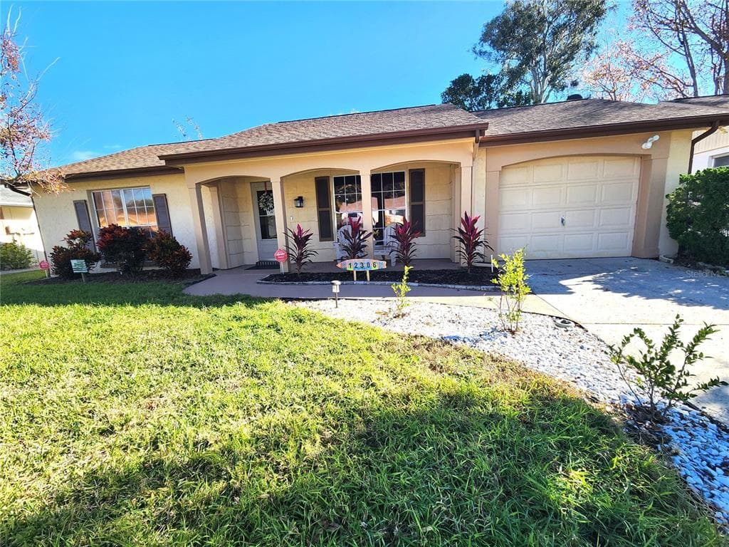 12306 HOUNDS TOOTH LANE HUDSON, FL 34667