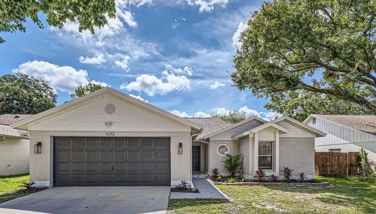 1632 GARDNER DRIVE LUTZ, FL 33559