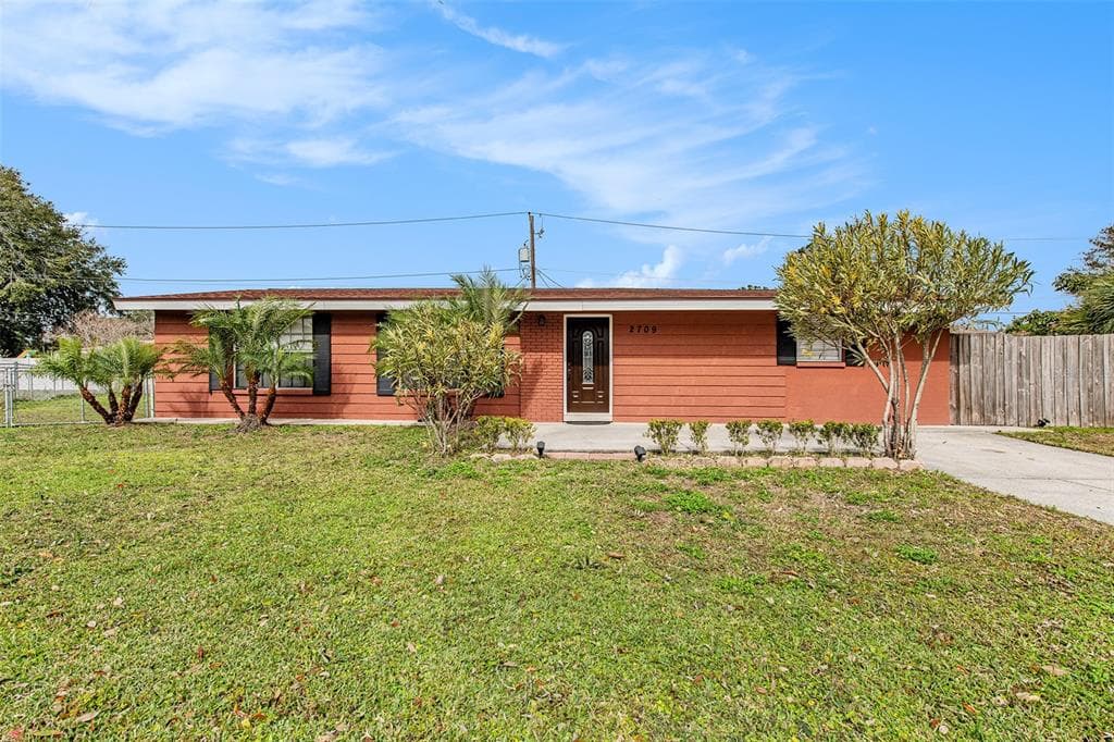 2709 SAN MARCO PLACE TAMPA, FL 33619