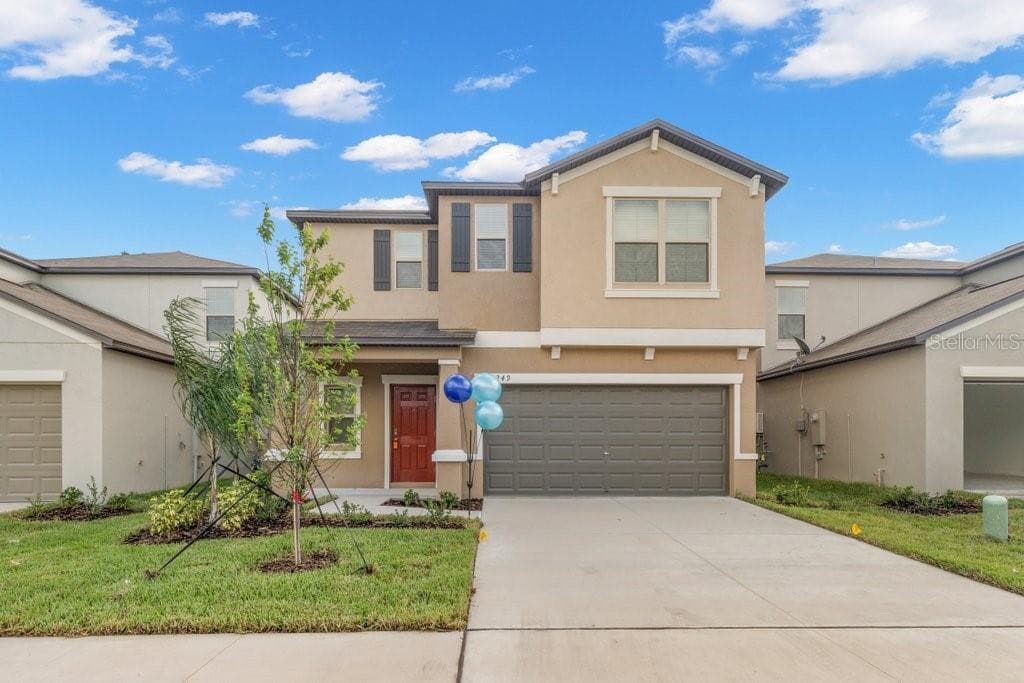 5249 WHITE CHICORY DRIVE APOLLO BEACH, FL 33572