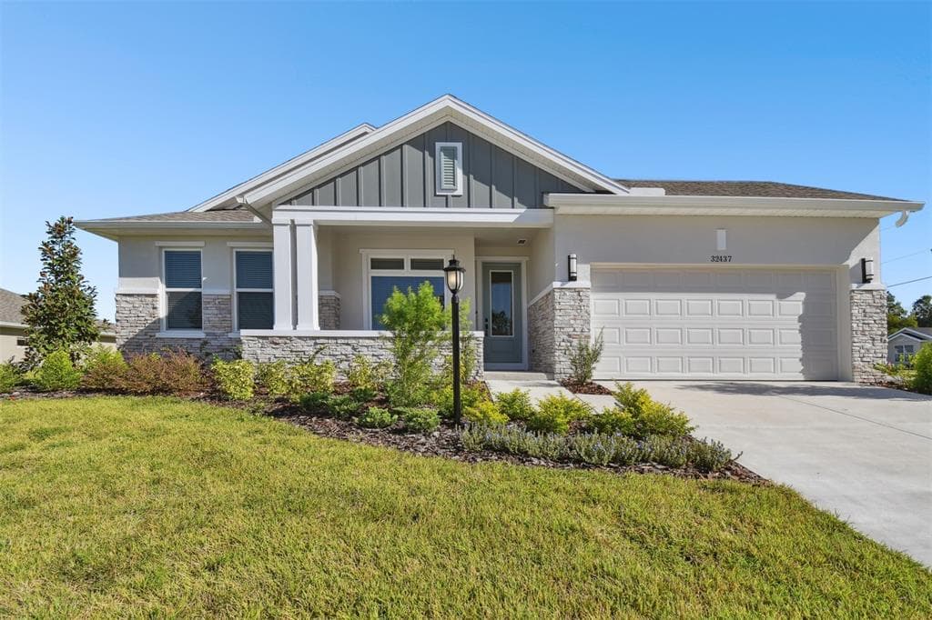 32437 CARMELA CIRCLE S SAN ANTONIO, FL 33576