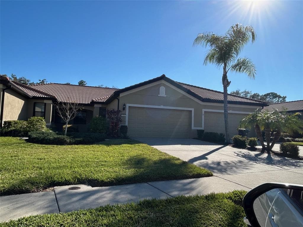 436 SENECA FALLS DRIVE APOLLO BEACH, FL 33572