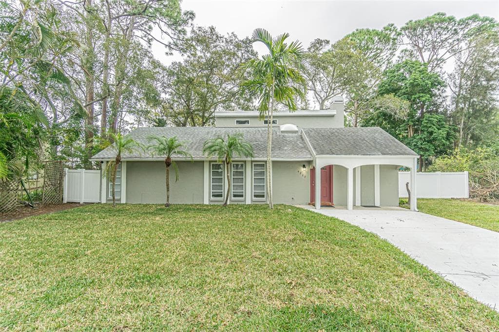 4223 MURDOCK AVENUE SARASOTA, FL 34231