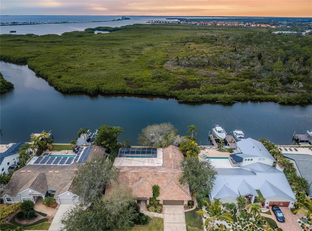 4115 SALTWATER BOULEVARD TAMPA, FL 33615