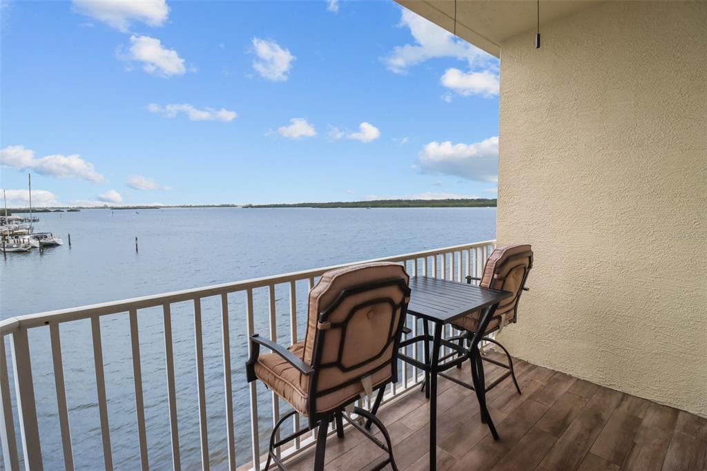 8800 BAY PINES BOULEVARD UNIT 216 ST PETERSBURG, FL 33709