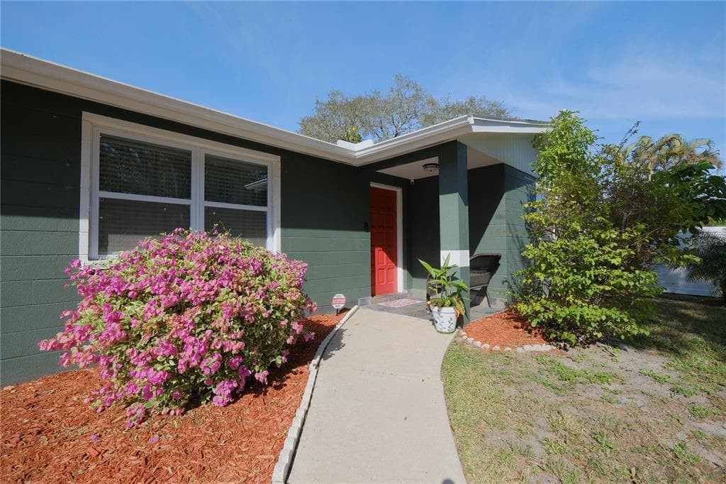 5644 BROOKLYN AVENUE SARASOTA, FL 34231