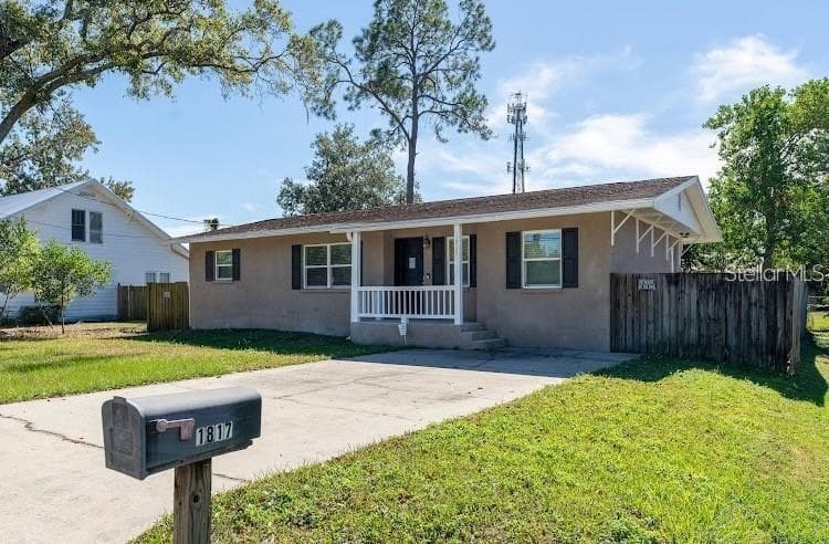 1817 E CALHOUN STREET PLANT CITY, FL 33563