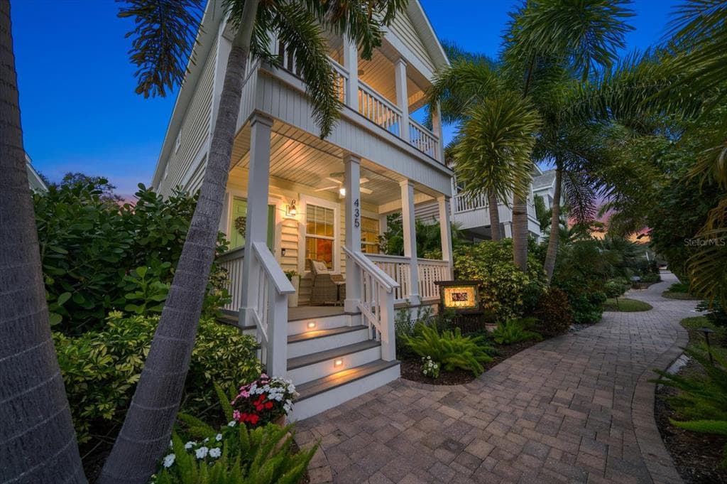 435 COTTAGE LANE DUNEDIN, FL 34698