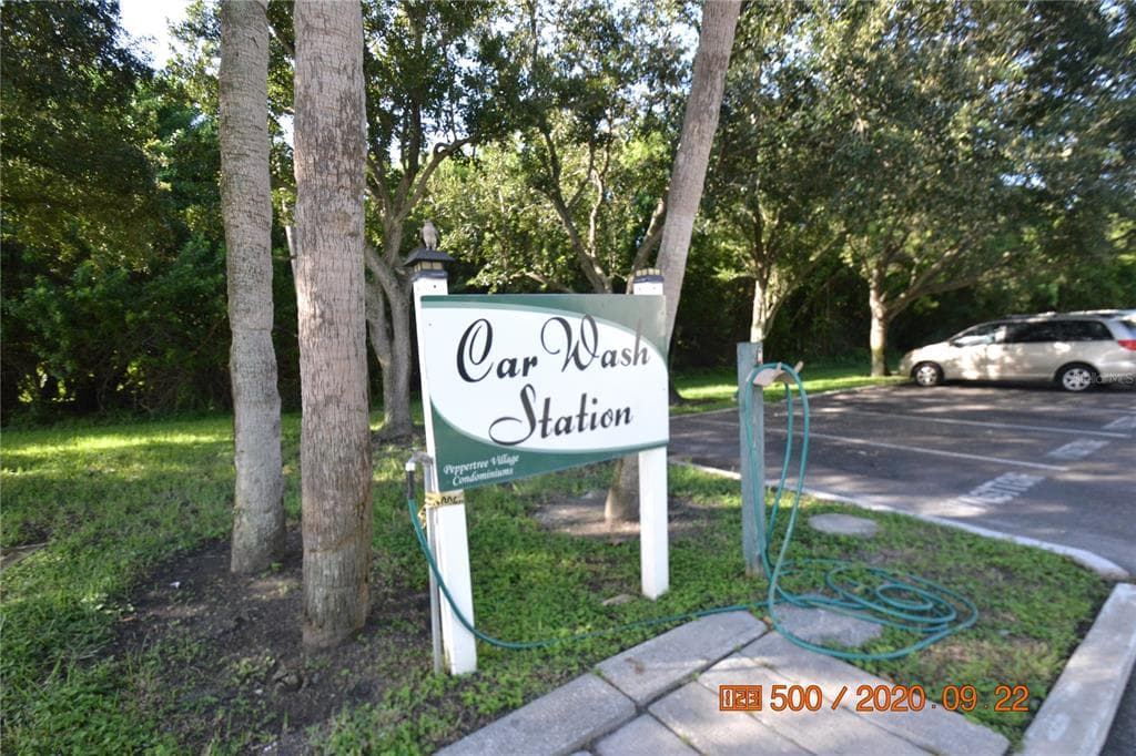 877 114TH AVENUE N UNIT 407 ST PETERSBURG, FL 33716