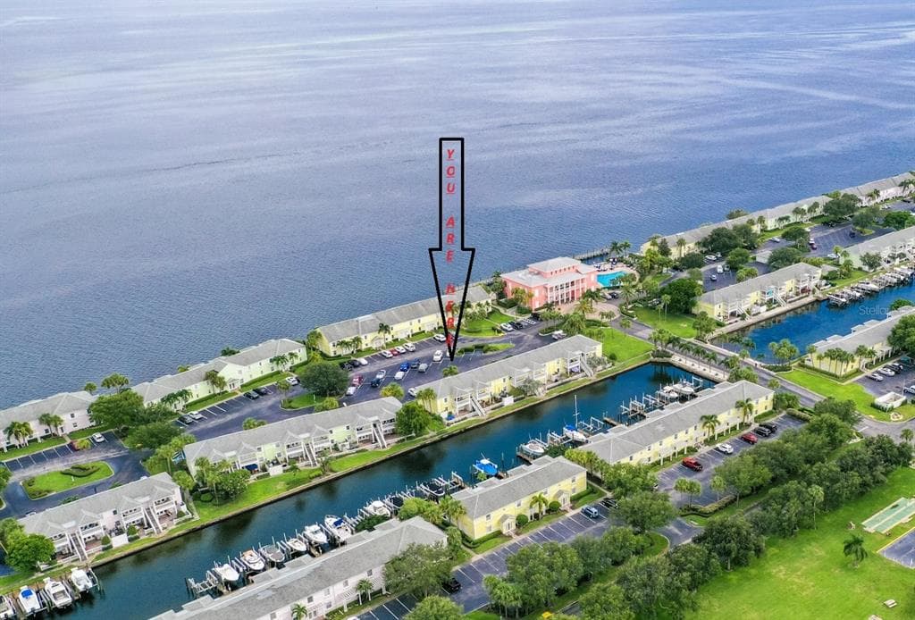 4911 COQUINA KEY DRIVE SE UNIT F ST PETERSBURG, FL 33705
