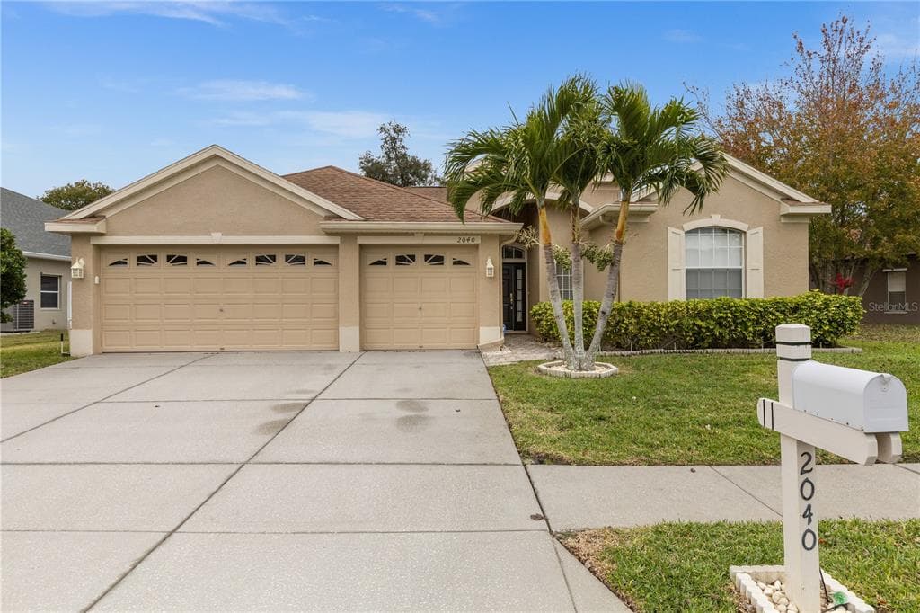 2040 BLUE RIVER ROAD HOLIDAY, FL 34691