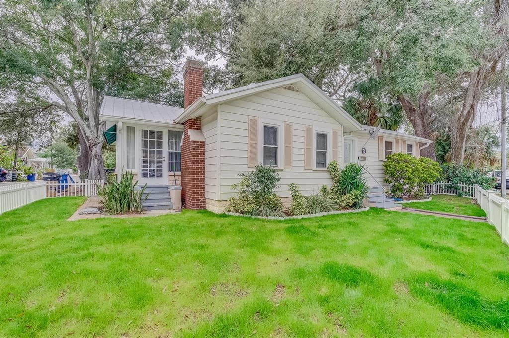 726 11TH AVENUE N ST PETERSBURG, FL 33701