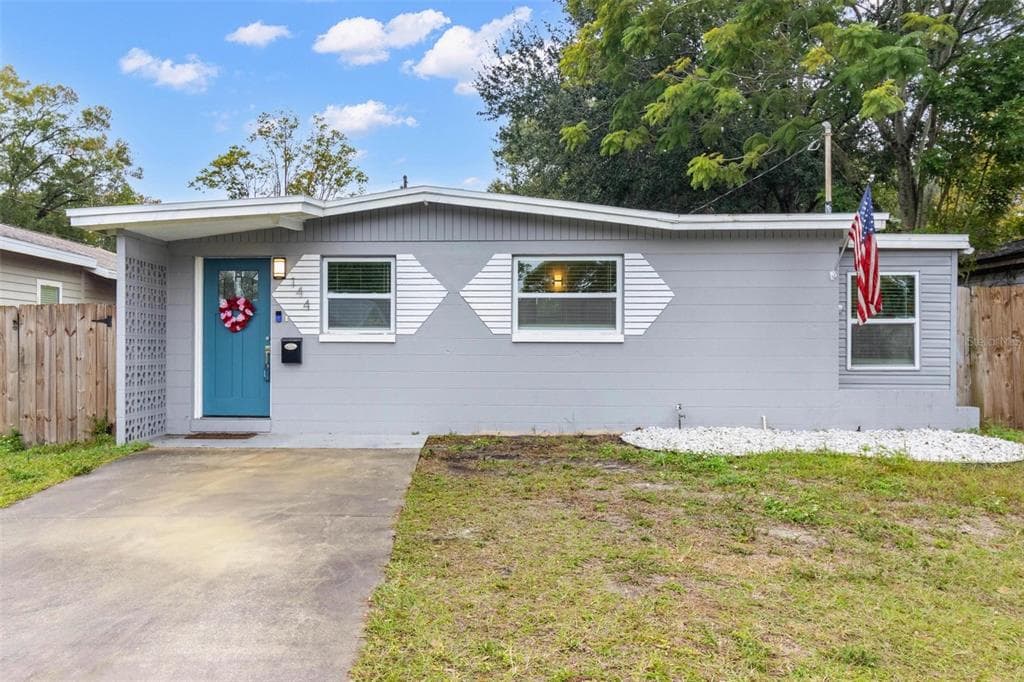 144 SW MONROE CIRCLE N ST PETERSBURG, FL 33703