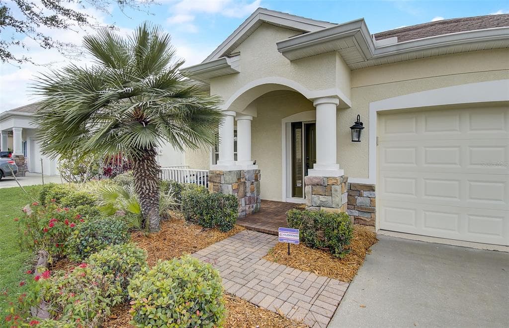 1404 MISTY VALLEY DRIVE BRANDON, FL 33510