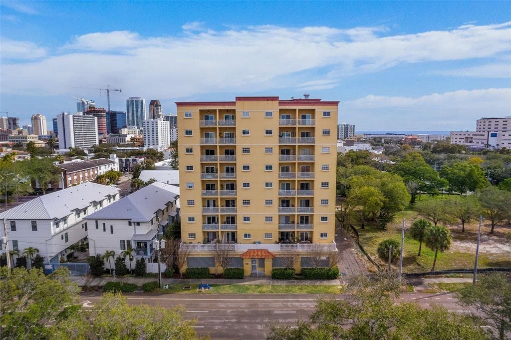 316 8TH STREET S UNIT 503 ST PETERSBURG, FL 33701