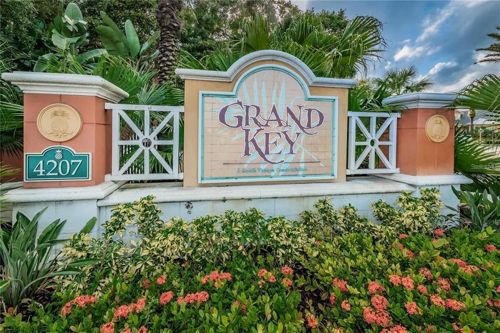 4207 S DALE MABRY HIGHWAY UNIT 12308 TAMPA, FL 33611