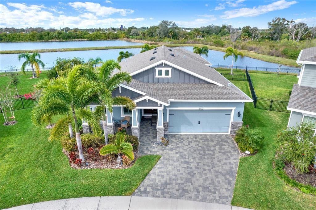 6102 SEA AIR DRIVE APOLLO BEACH, FL 33572