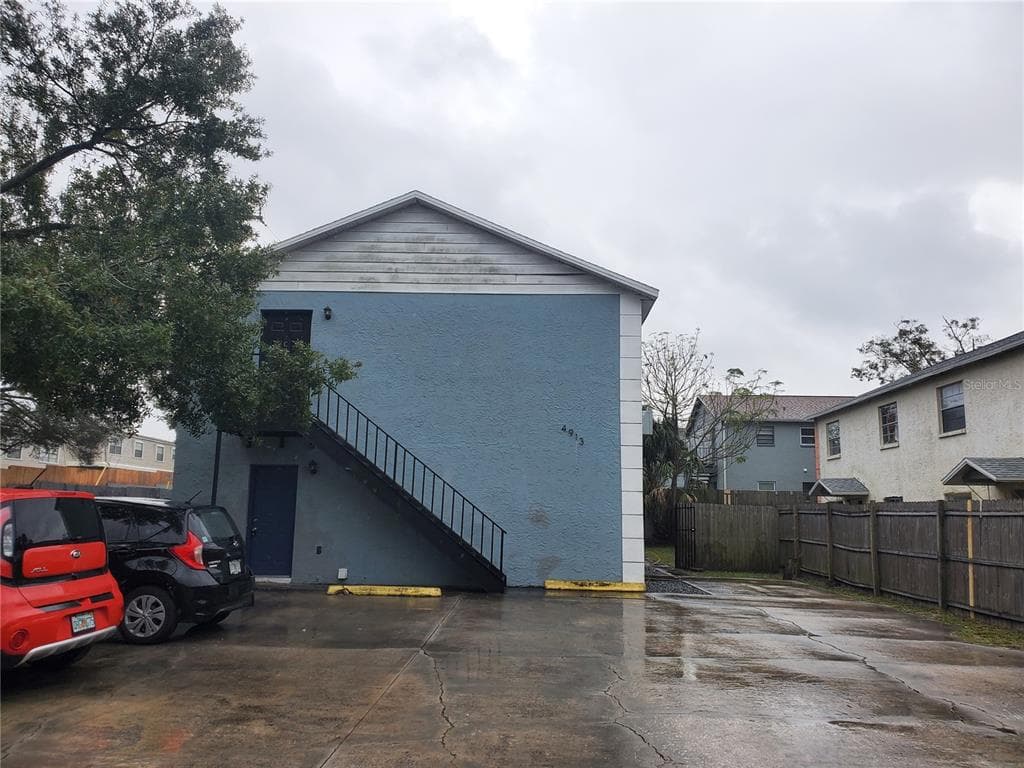 4913 TEMPLE HEIGHTS ROAD UNIT AD TAMPA, FL 33617