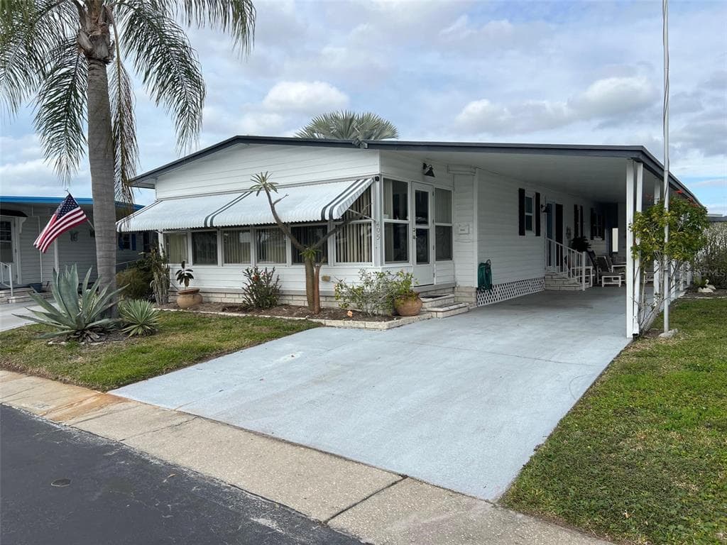 13225 101ST STREET UNIT 495 LARGO, FL 33773