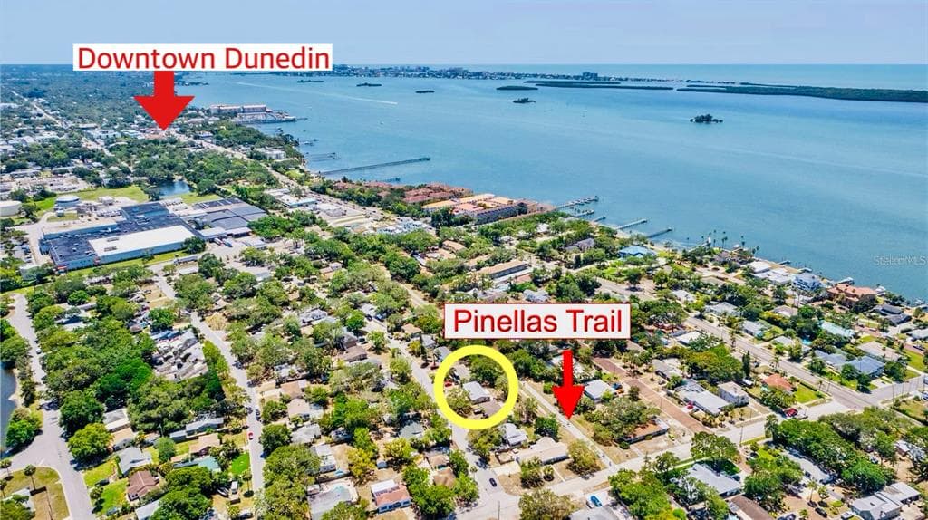 1552 DOUGLAS AVENUE DUNEDIN, FL 34698