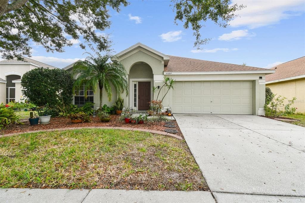 10457 HALLMARK BOULEVARD RIVERVIEW, FL 33578